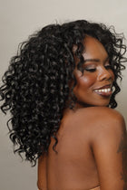 Nyomi Curlz