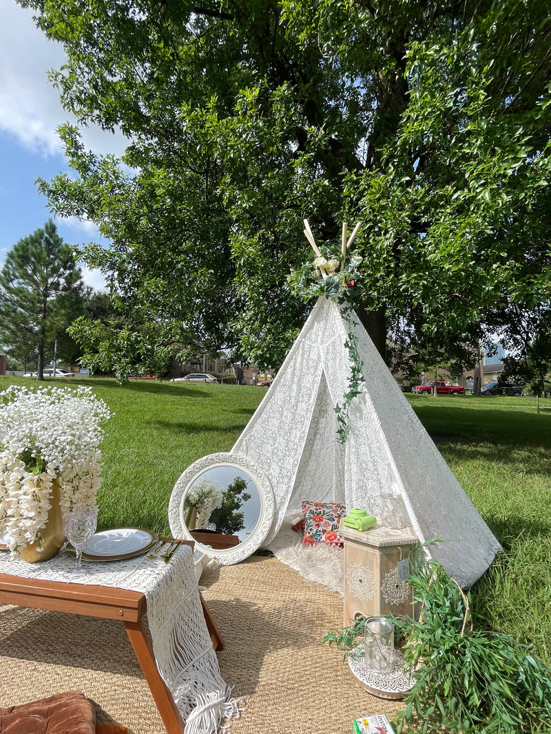 Secret Garden Picnic